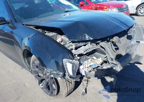 2019 Chrysler 300 Touring z USA, uszkodzony, nr VIN 2C3CCAAG0KH614247